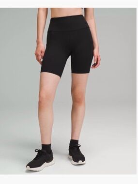 Lululemon 8” Fast and Free short